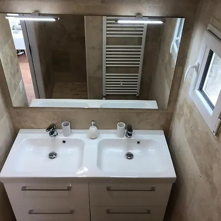 Petite Maison De Charme *